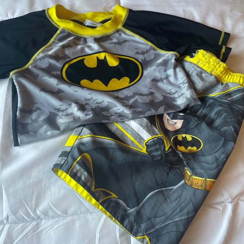 Batman boys swim set size 7